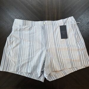 Men's VRST Slim Fit Resort Short Muted Denim Calm Stripe XL 5" Inseam New Casual